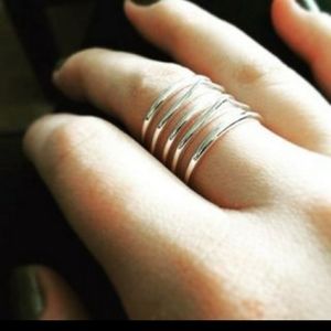 Stella & Dot Maylee ring - silver